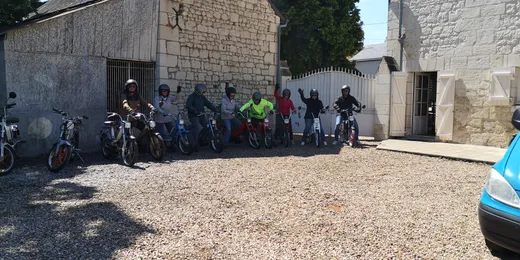 A vintage moped ride in the Loire Valley with ToursNmob