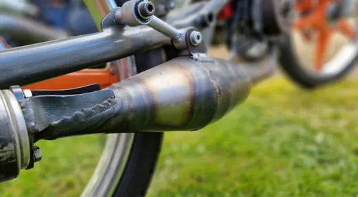A vintage moped ride in the Loire Valley with ToursNmob